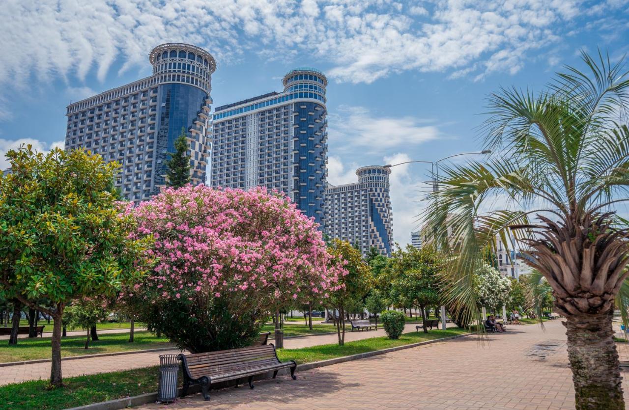 Orbi Sea Towers Hotel Official Batumi Eksteriør billede